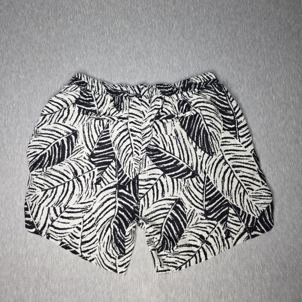Cynthia Rowley Black and White Leaf Print Women's 1x 100% Linen Pull On Shorts - Picture 6 of 7